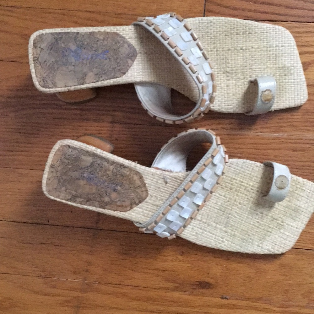 Sandals - Picture 3 of 5